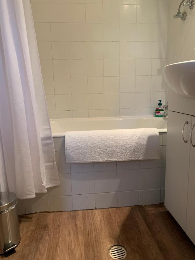 Velencei Vadregenyes Vendeghaz Villa Buitenkant foto
